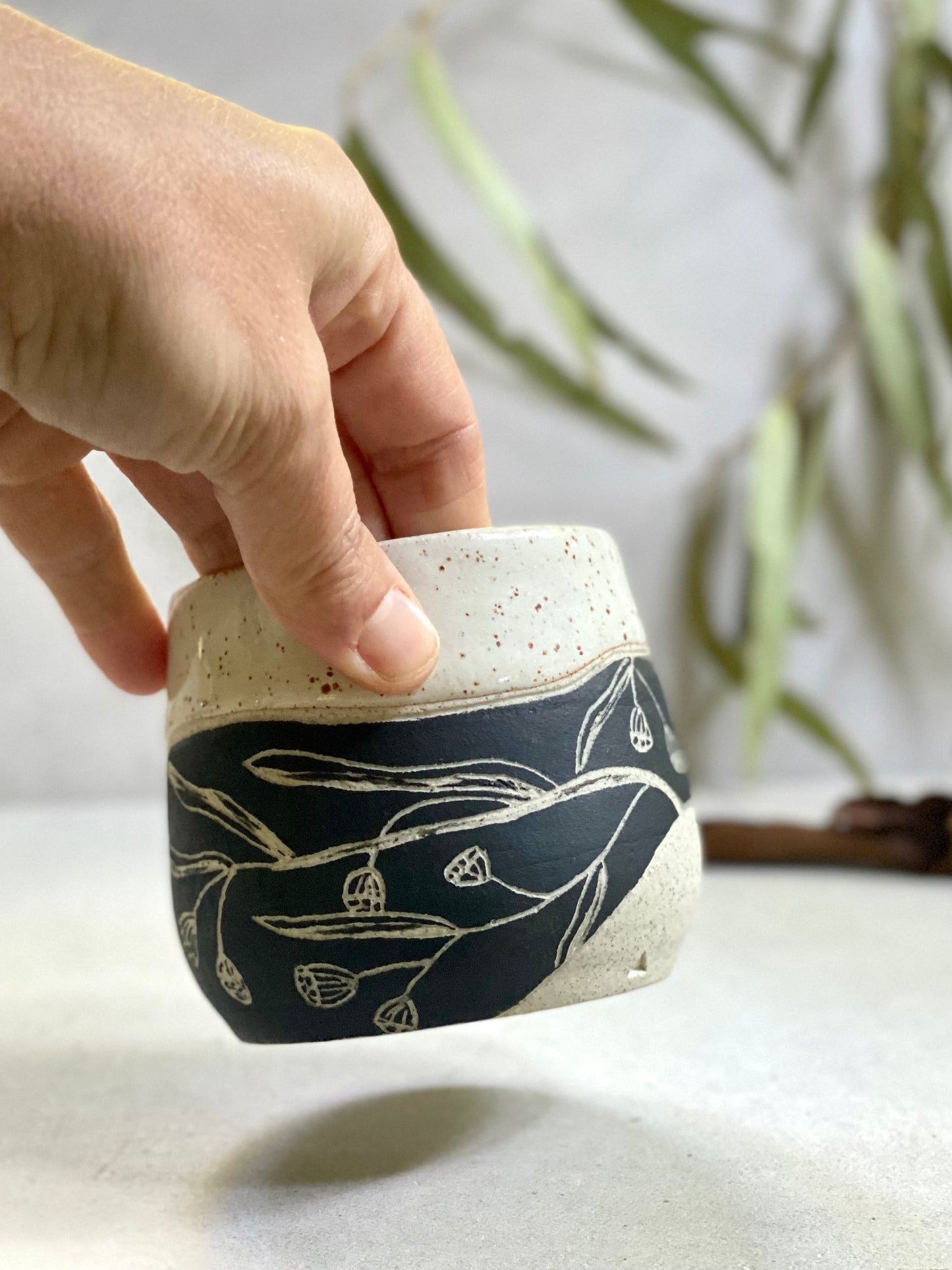 ‘RIVER GUM’ hugger mug ~ dark (300ml)