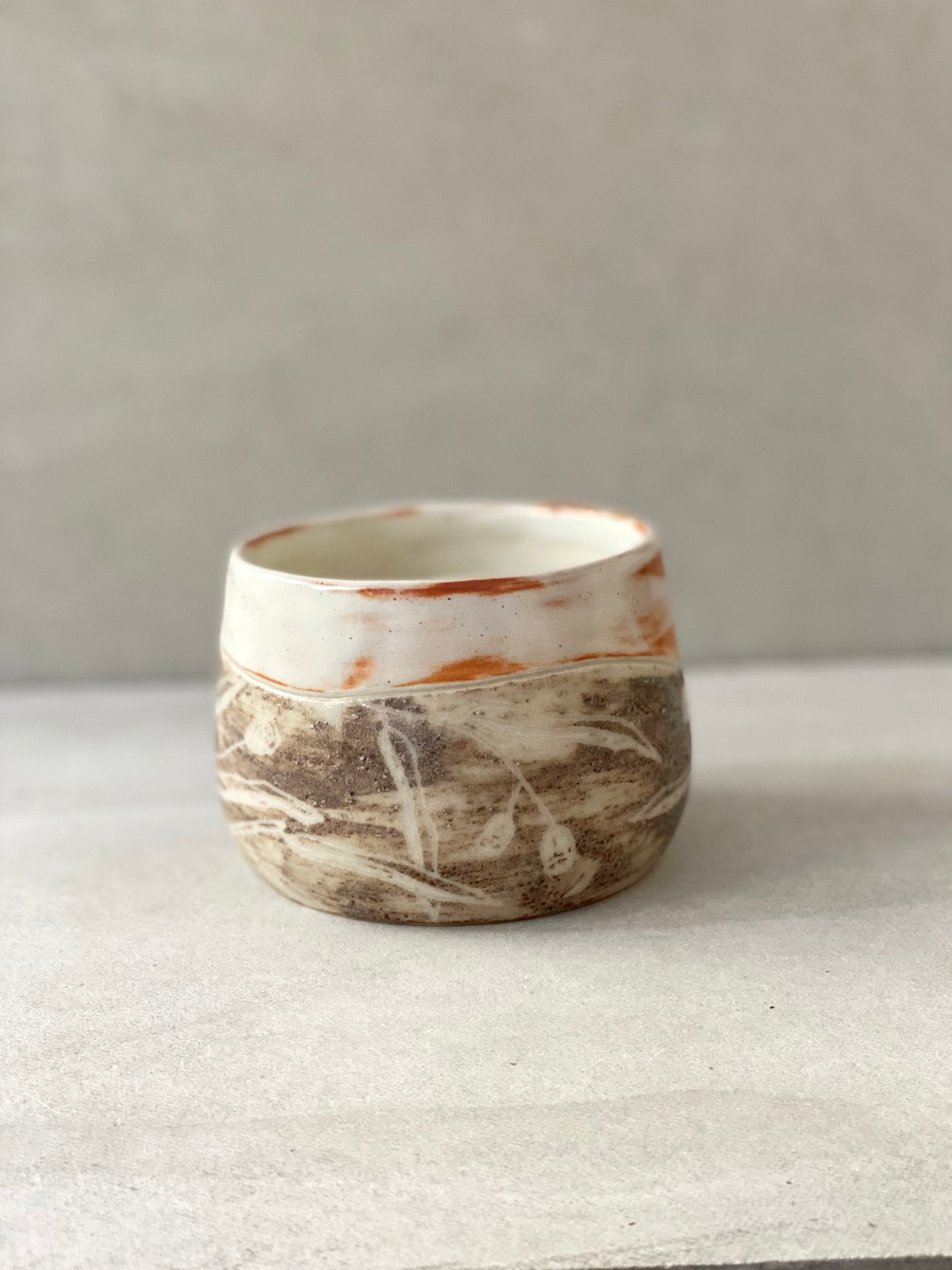 RIVER GUM hugger cup ~ earth (250ml)